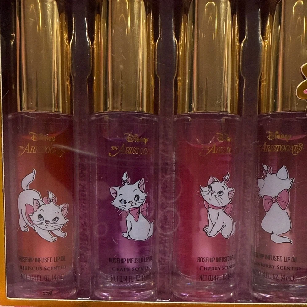 Disney Aristocats Rosehip Infused Lip Oil Set